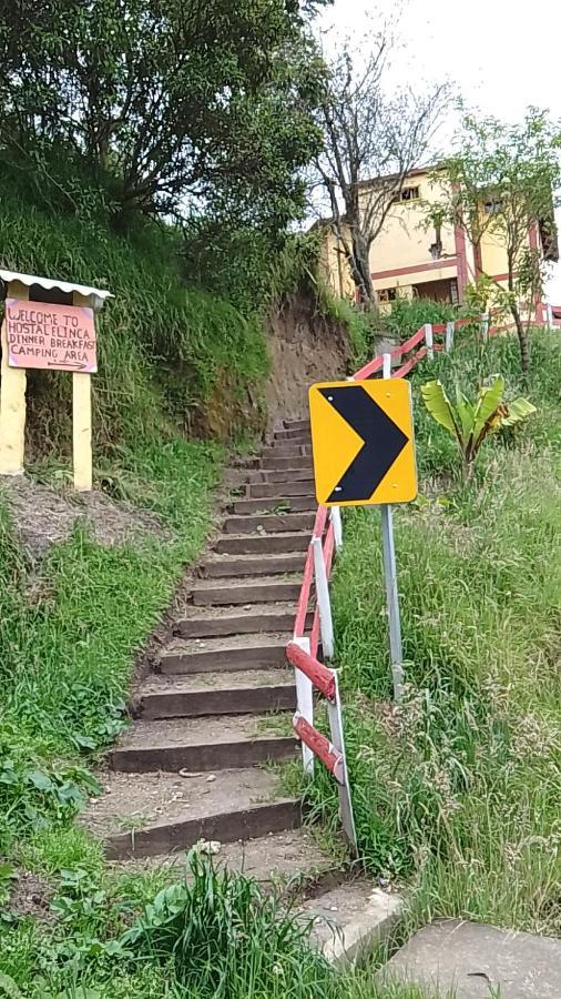 Hostal El Inca Chugchilán エクステリア 写真