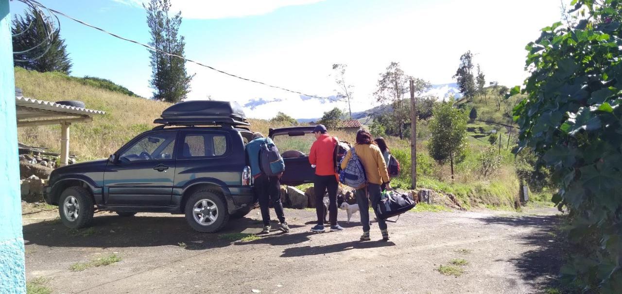 Hostal El Inca Chugchilán エクステリア 写真