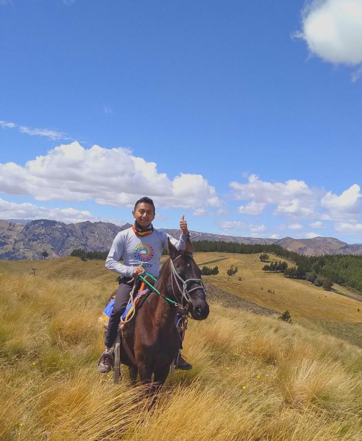 Hostal El Inca Chugchilán エクステリア 写真