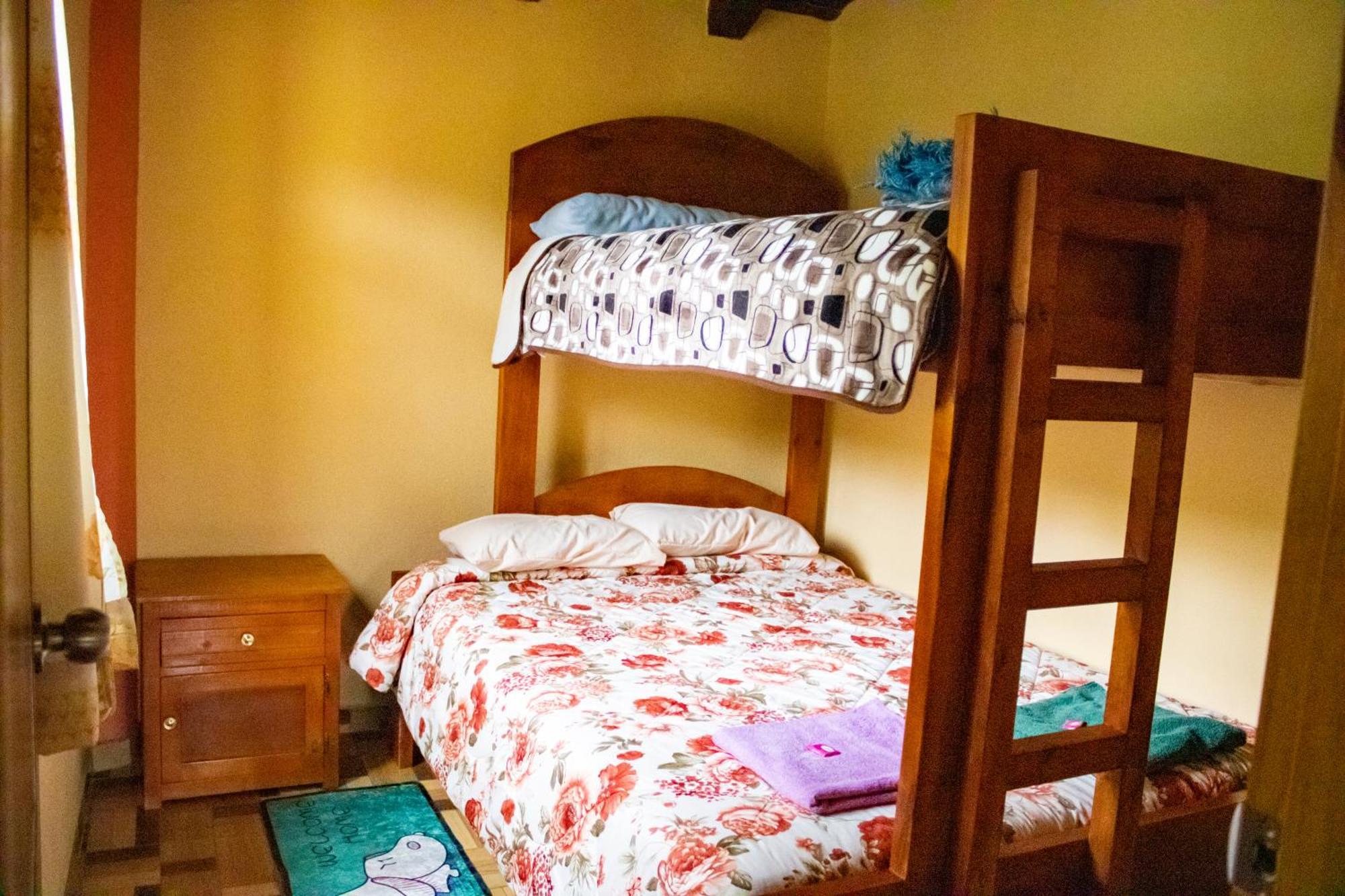 Hostal El Inca Chugchilán エクステリア 写真